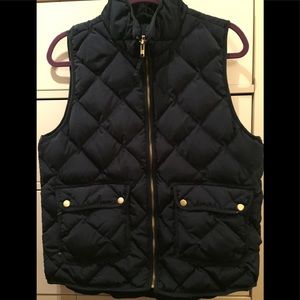 Woolrich navy blue down vest